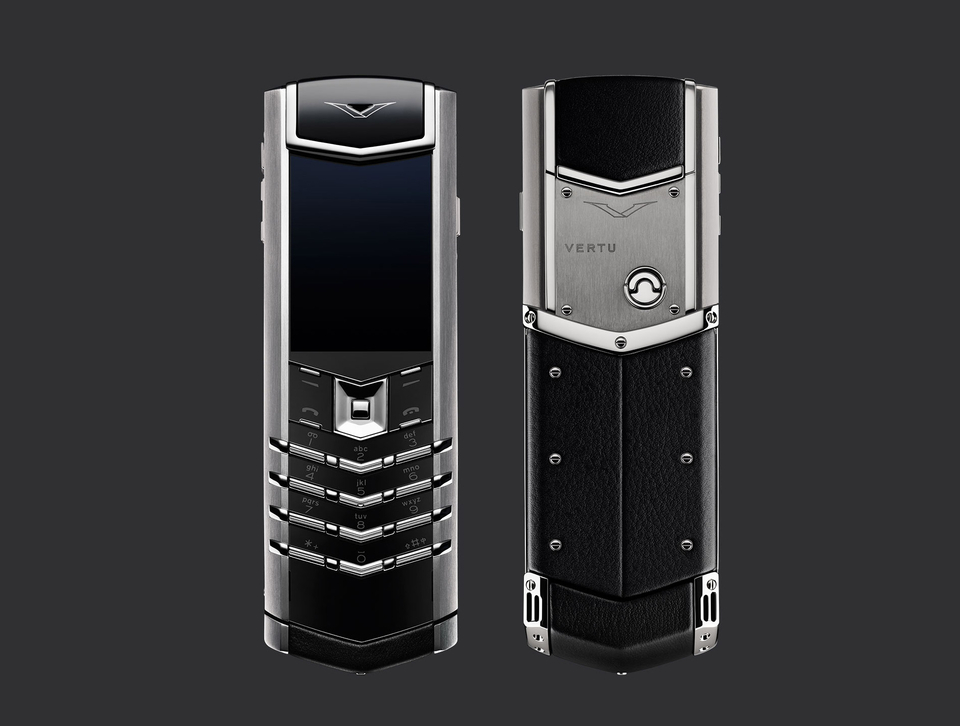 Vertu Signature S Design RM-466V